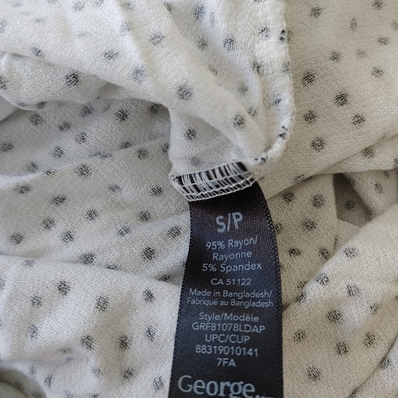 Free George Polkadot blouse when bundle - Picture 4 of 4
